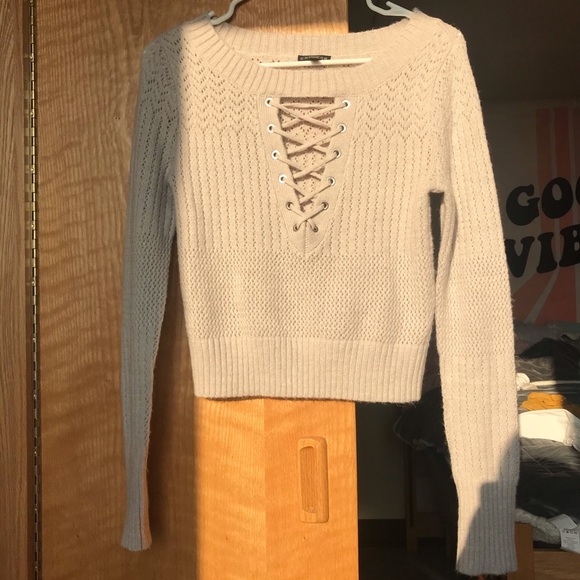 Express Sweater - Picture 5 of 8